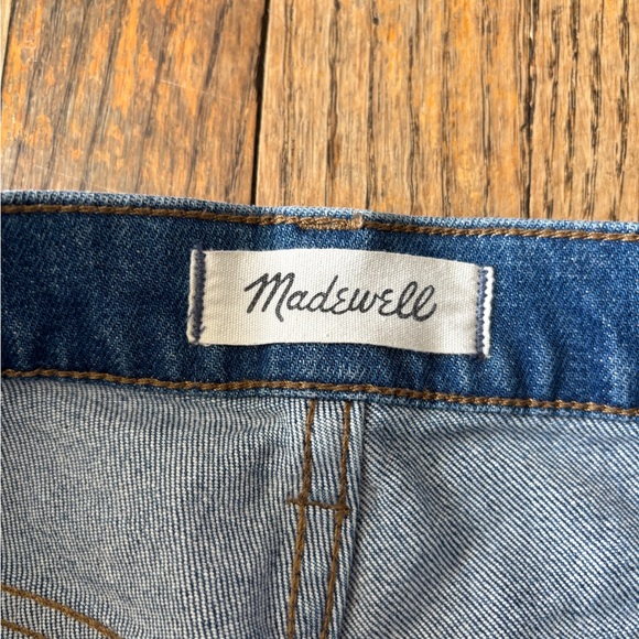Madewell The Slim Boyjean - Picture 6 of 8